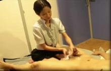 Asian masseur knows how to satisfy customer